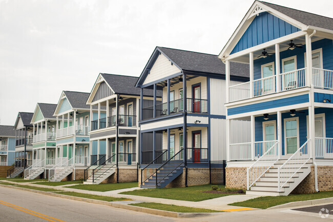 Building Photo - 1439 Wrightsboro Road