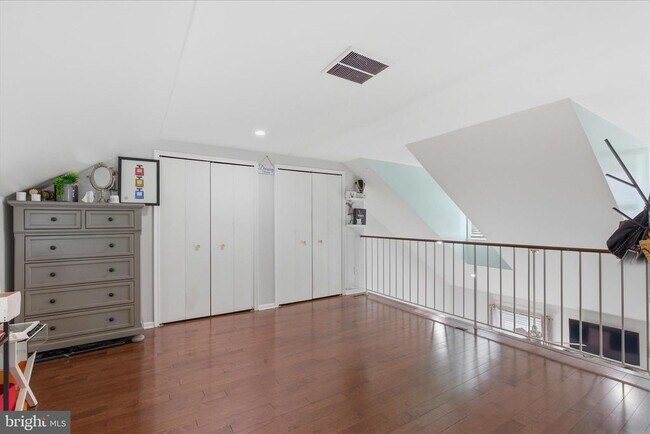 Building Photo - 14229 Oakpointe Dr