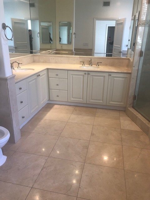 Building Photo - 129 S Elm Dr