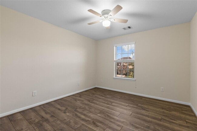 Building Photo - 4855 Palomar Ln