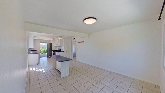 Building Photo - 203 Via Senda