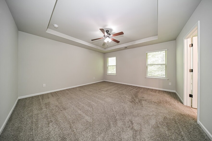 Building Photo - 139 Magnaview Dr