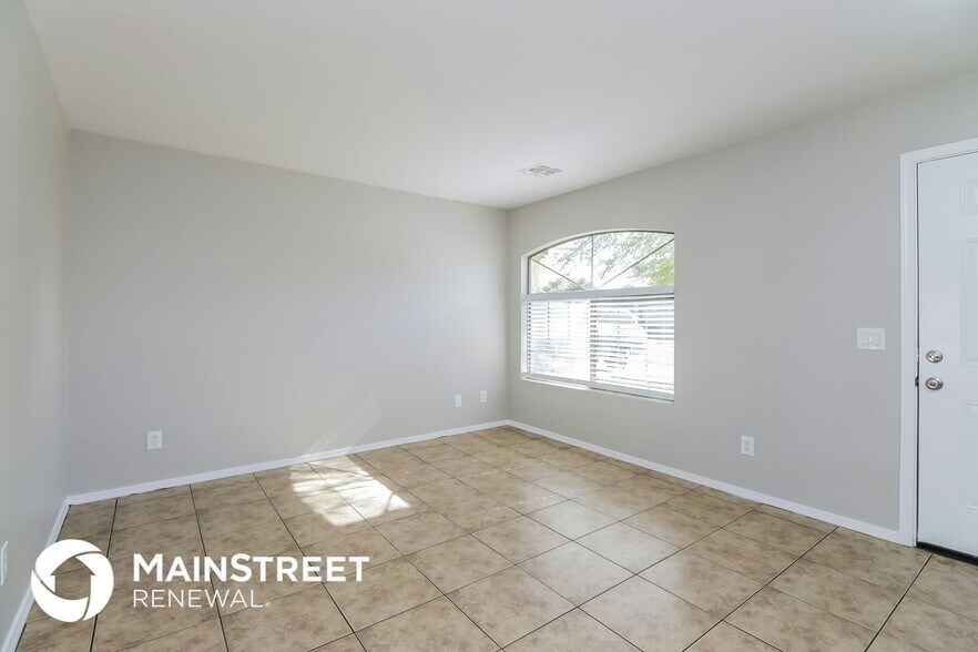 Building Photo - 6242 W Illini St