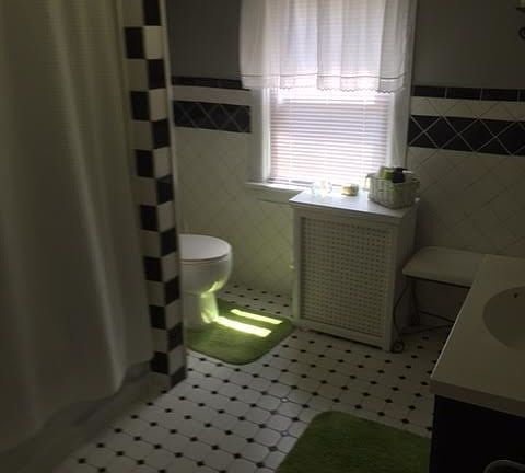 Building Photo - 17 8th Ave