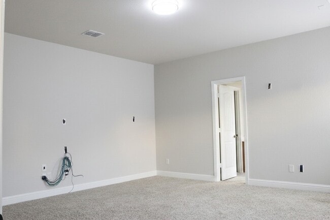 Building Photo - 5709 Ridgepass Ln