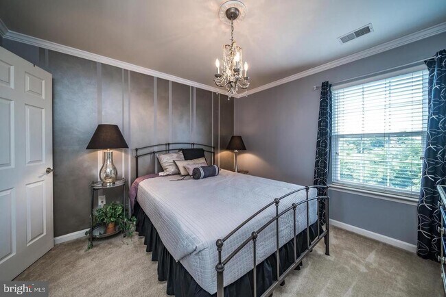 Building Photo - 1401 Windjammer Ct