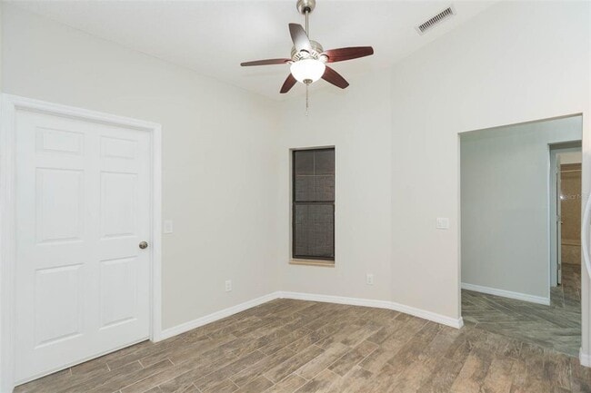 Building Photo - 6541 Brentwood Dr.