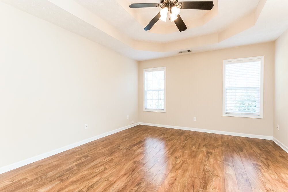 Building Photo - 670 Chapel Hill Dr SE