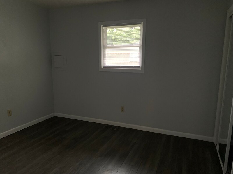 Building Photo - 1117 Pam Dr