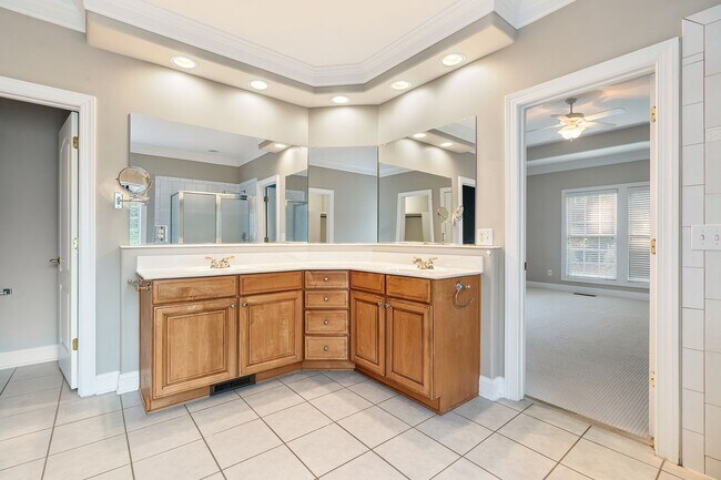 Building Photo - Welcome to Governor's Village Sprawling one level living with added Bonus space