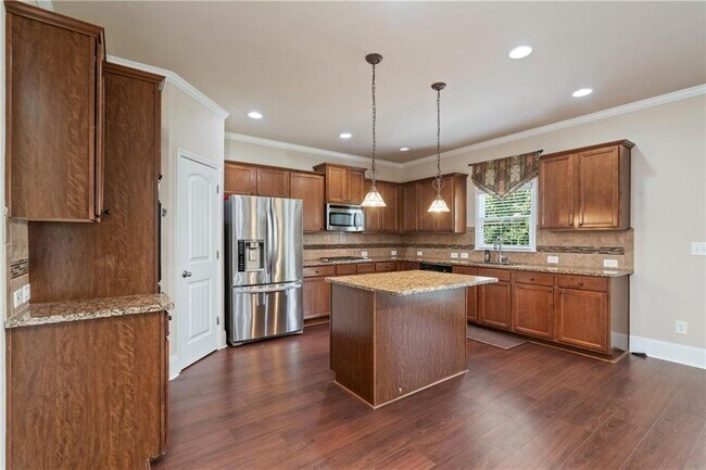 Building Photo - 6639 Trail Side Dr