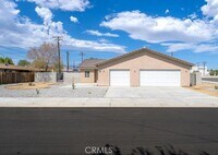 Building Photo - 43645 Saguaro St