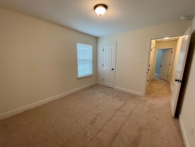 Building Photo - UPCOMING LISTING