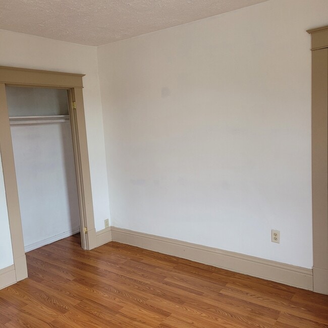 Building Photo - 1200 Race St