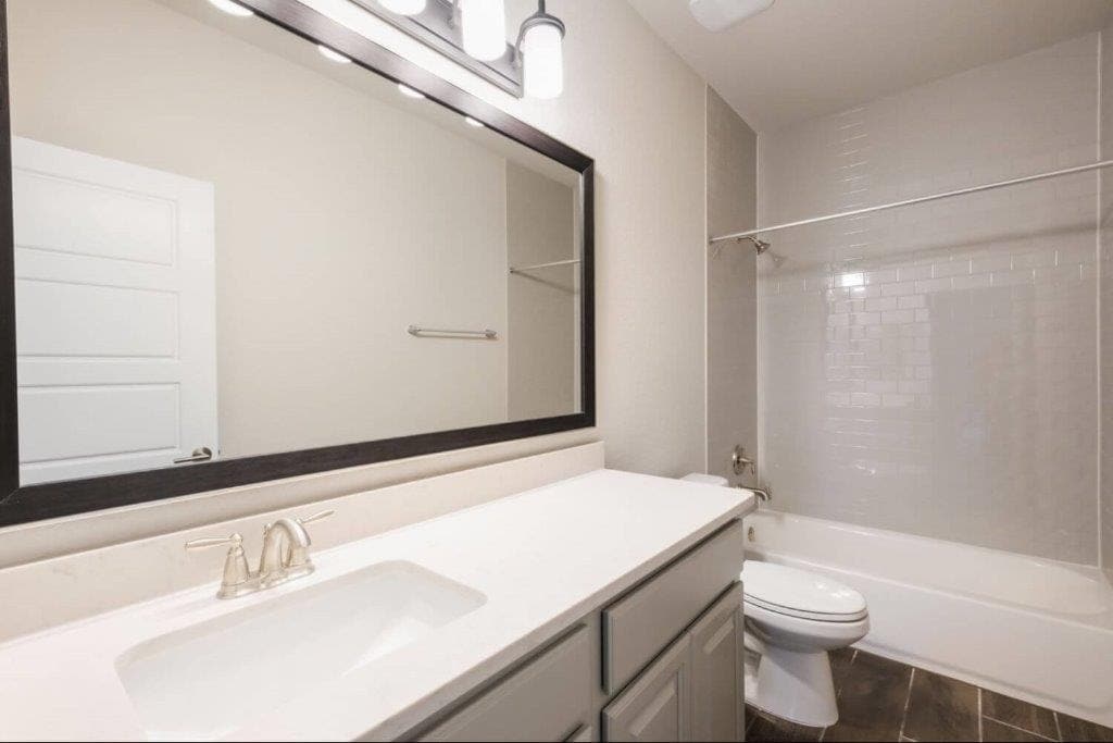 2nd Bathroom - 11330 Cottage Grove