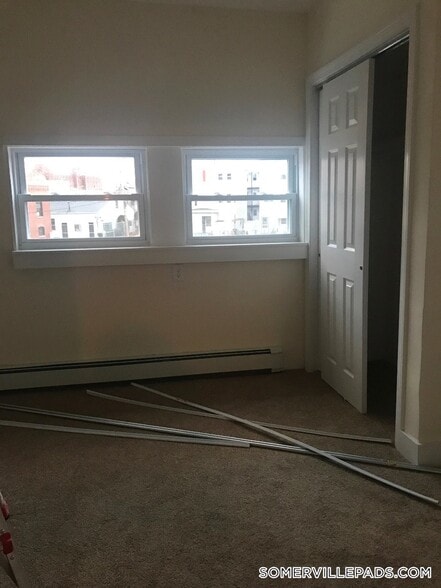 Building Photo - 58 Medford St