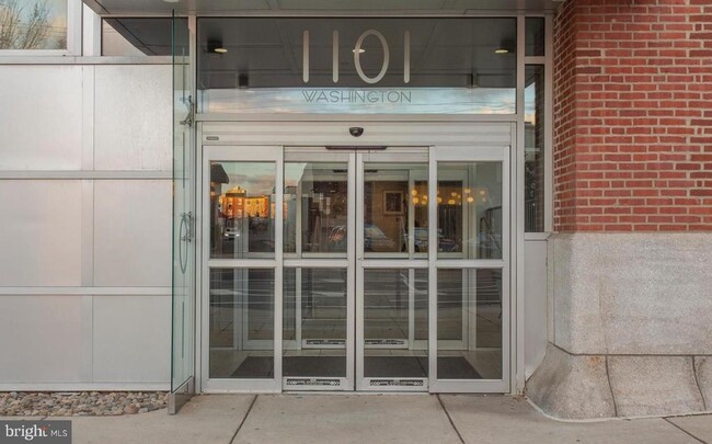Building Photo - 1101 Washington Ave