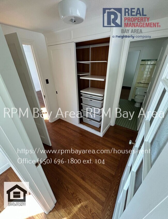 Building Photo - Luxury Family Oasis with Pool in San Mateo...