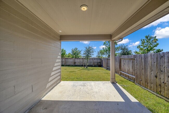 Building Photo - 11331 Dawn Beach Ln