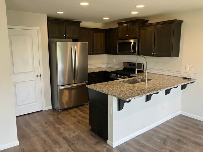 Building Photo - Beautiful Three Bedroom Home in North Salem