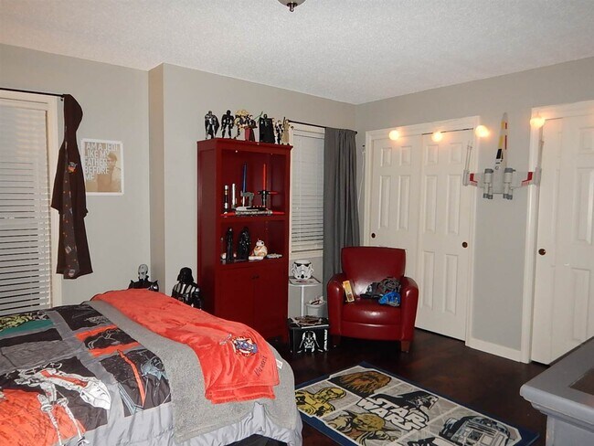 Building Photo - 461 Dove Valley Rd