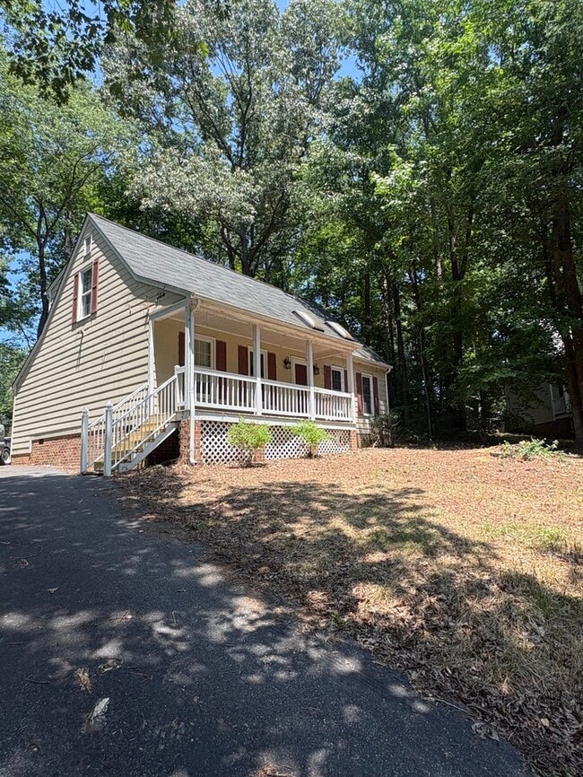 Building Photo - Deer Run 3/2 property