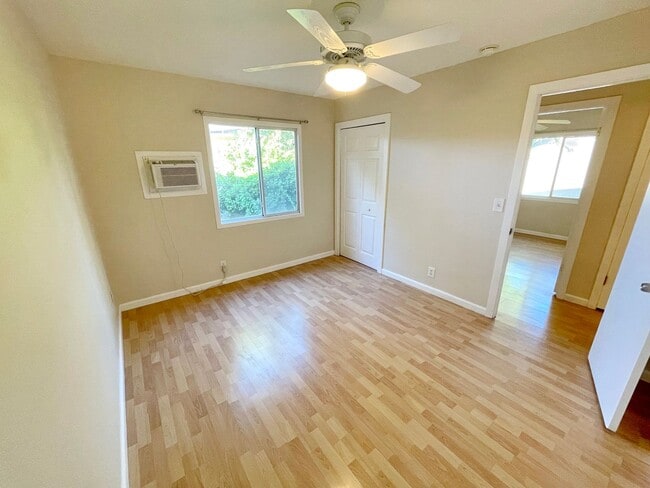 Building Photo - 3 Bed 1 Bath Unfurnished house in the Hear...