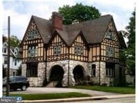 Building Photo - 25 Montrose Ave