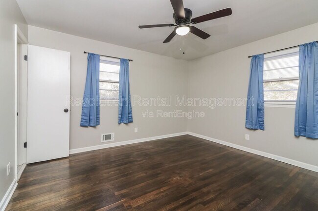 Building Photo - 24 Chestnut Dr