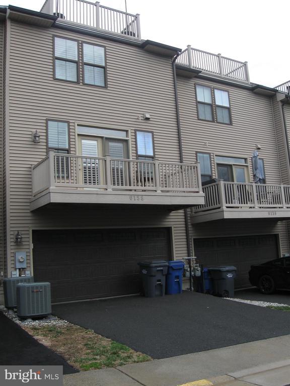 Building Photo - 6158 Carey Park Ln