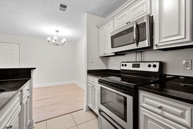 Building Photo - 5207 Santa Fe Pkwy