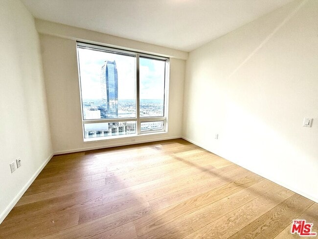 Building Photo - 877 Francisco St