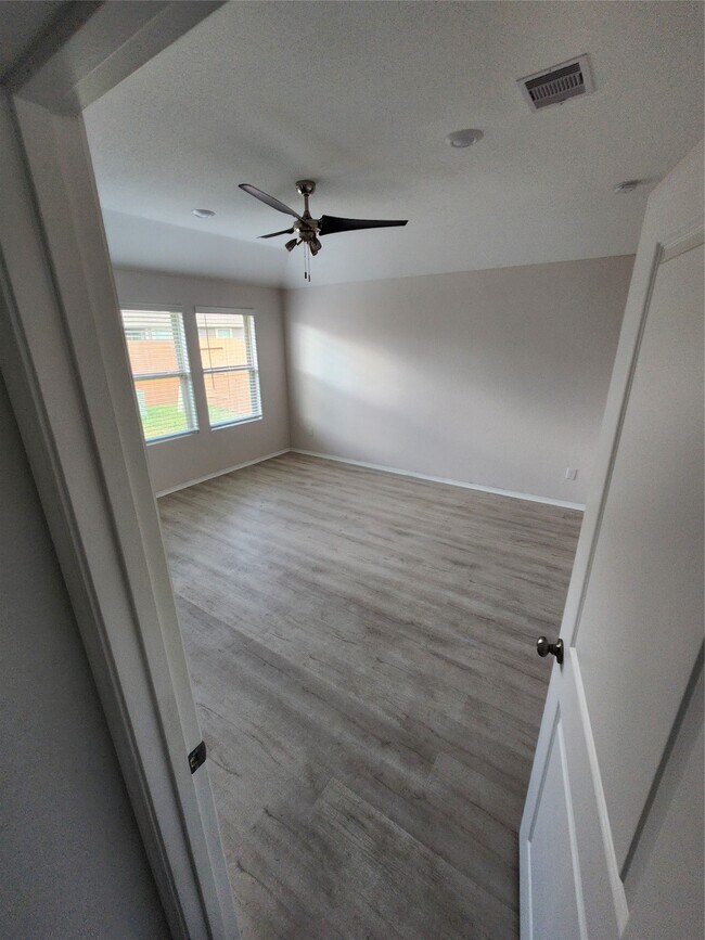 Building Photo - 18419 Cobalt Cove Ln