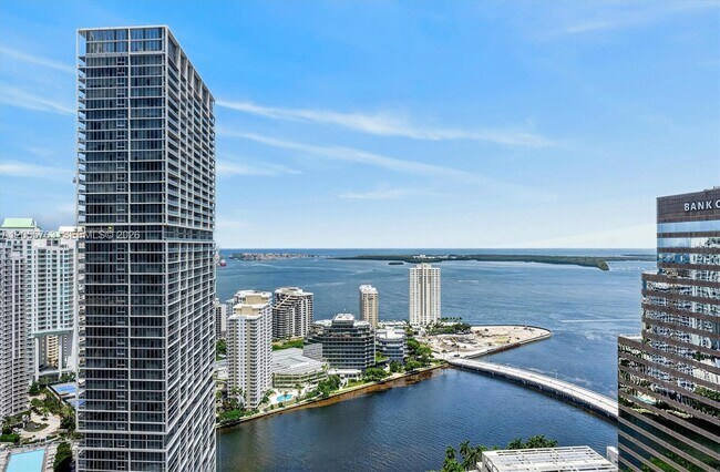 Building Photo - 500 Brickell Ave