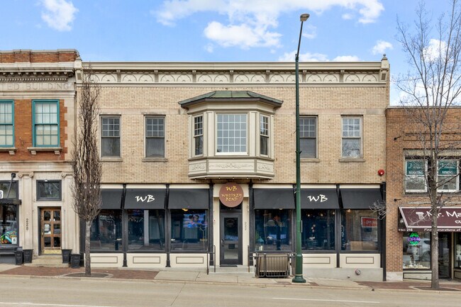 Primary Photo - 222 W Main St