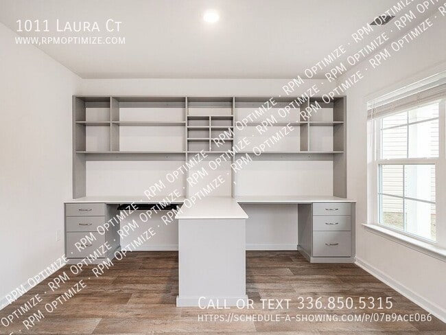 Building Photo - 1011 Laura Ct