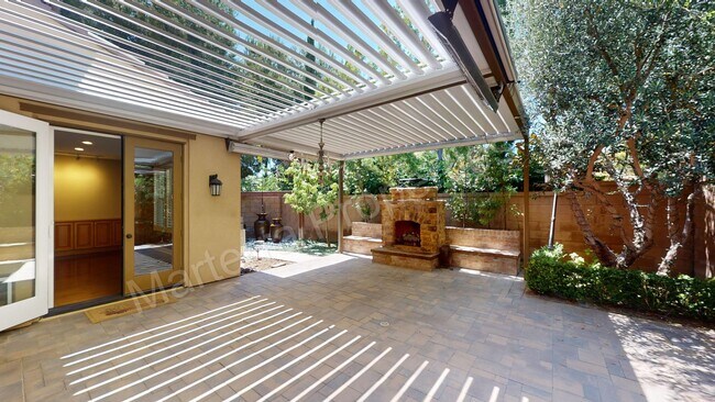 Building Photo - Beautiful Home in Portola Springs