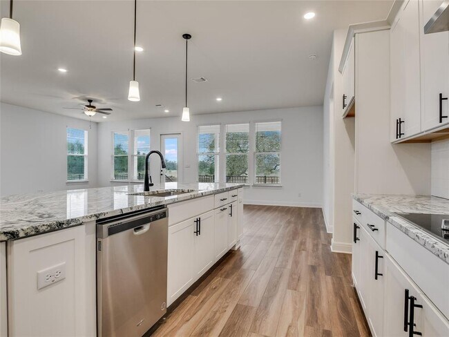 Building Photo - 412 Copperleaf Cv