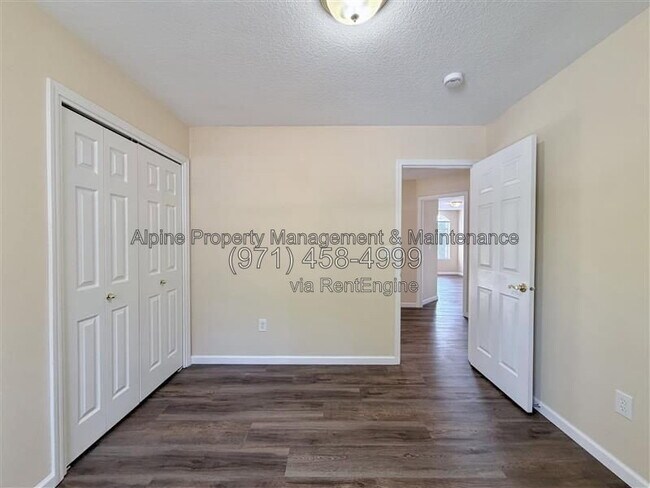 Building Photo - 13649 SW Packard Ln