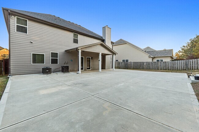 Building Photo - 1023 Iris Glen Dr