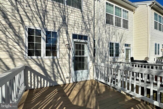 Building Photo - 20384 Bass Rocks Terrace