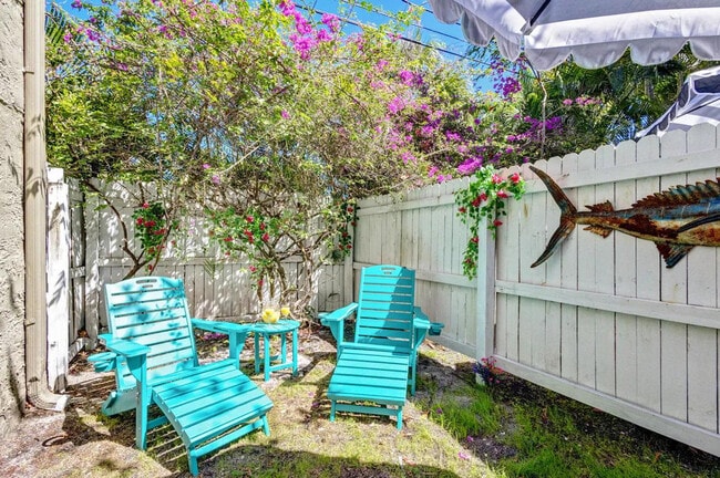 Building Photo - 2800 Broadway