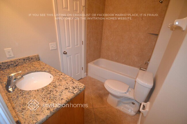 Building Photo - 5328 Blue Grass St