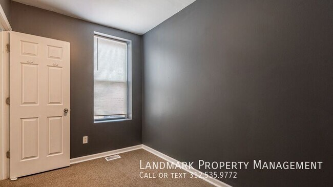 Building Photo - 2612 W 25th St