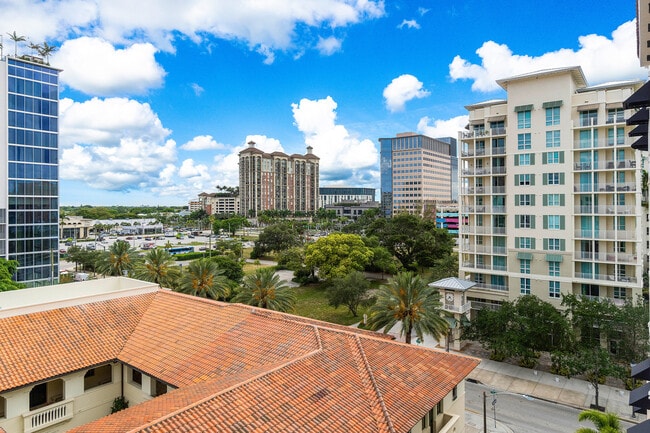 Building Photo - 600 S Dixie Hwy