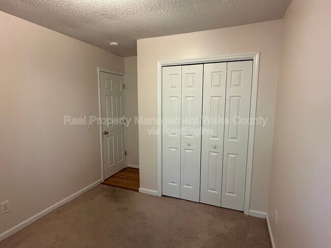 Building Photo - 7016 Epping Forest Dr