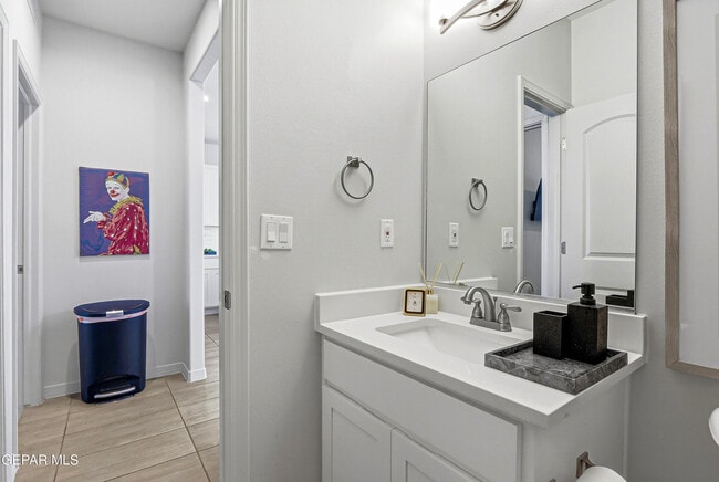 Building Photo - 14941 Tierra Coruna Ave