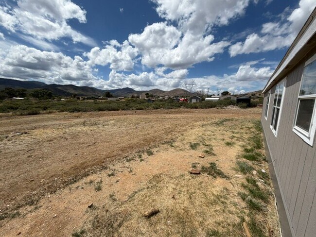 Building Photo - ***4 BEDROOM/2 BATHROOM IN DEWEY***
