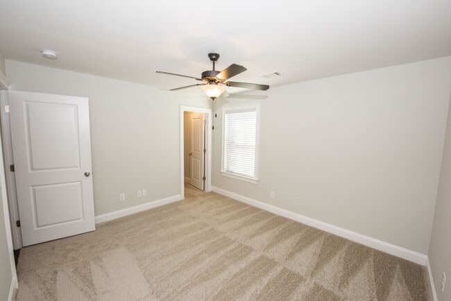 Building Photo - 2304 Snowshill Ln