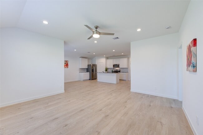 Building Photo - 2808 Misty Elm Ln